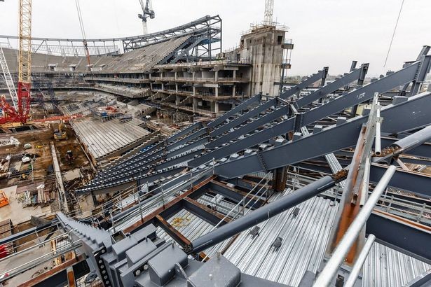 Chùm ảnh: Sân White Hart Lane mới nên hình nên hài - Bóng Đá