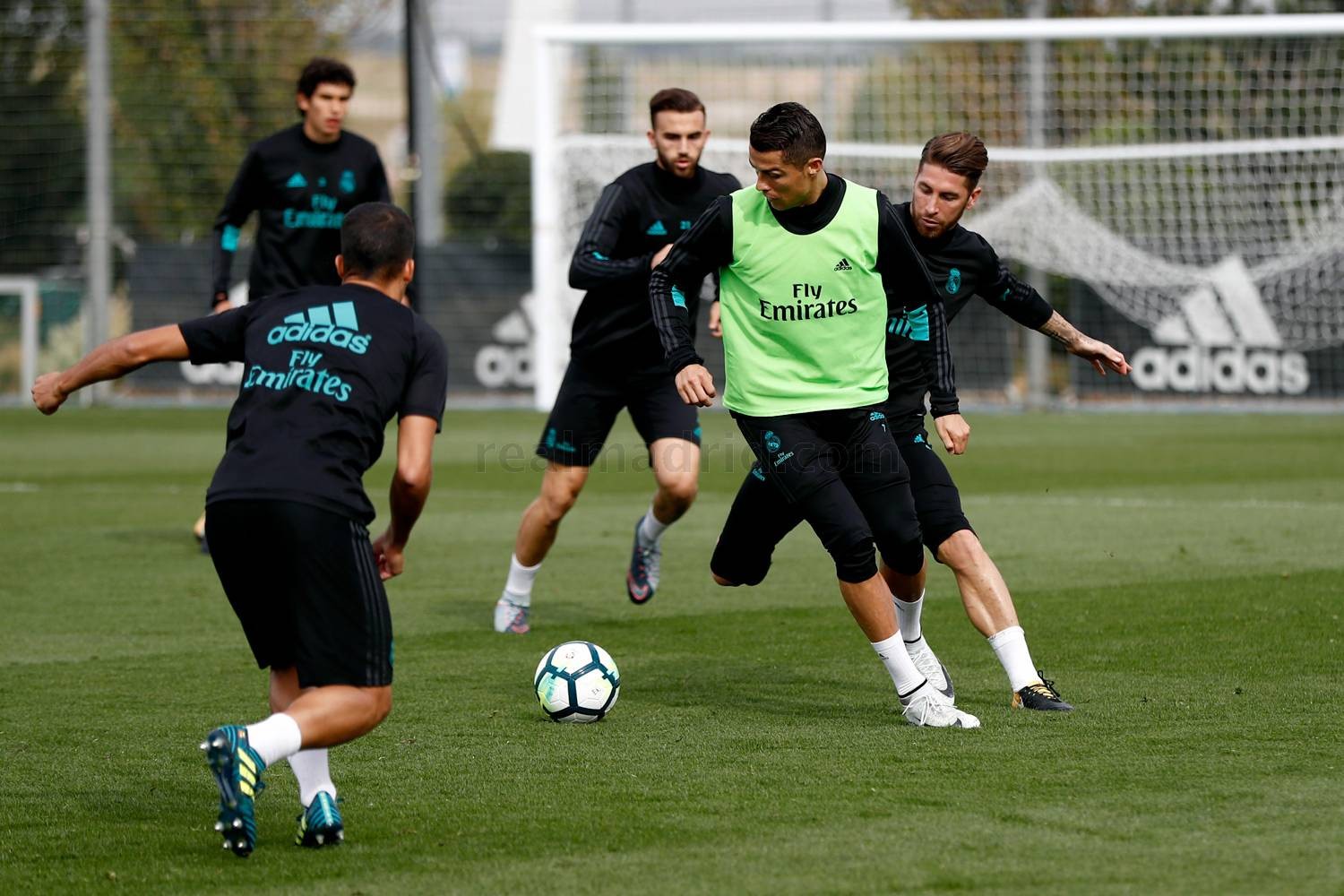 Ronaldo tập điên cuồng, quyết lấy lại niềm vui ở La Liga - Bóng Đá