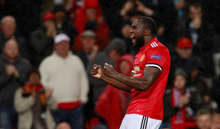 Lukaku tươi tắn dạo phố sau khi 'mở hàng' ở Champions League - Bóng Đá