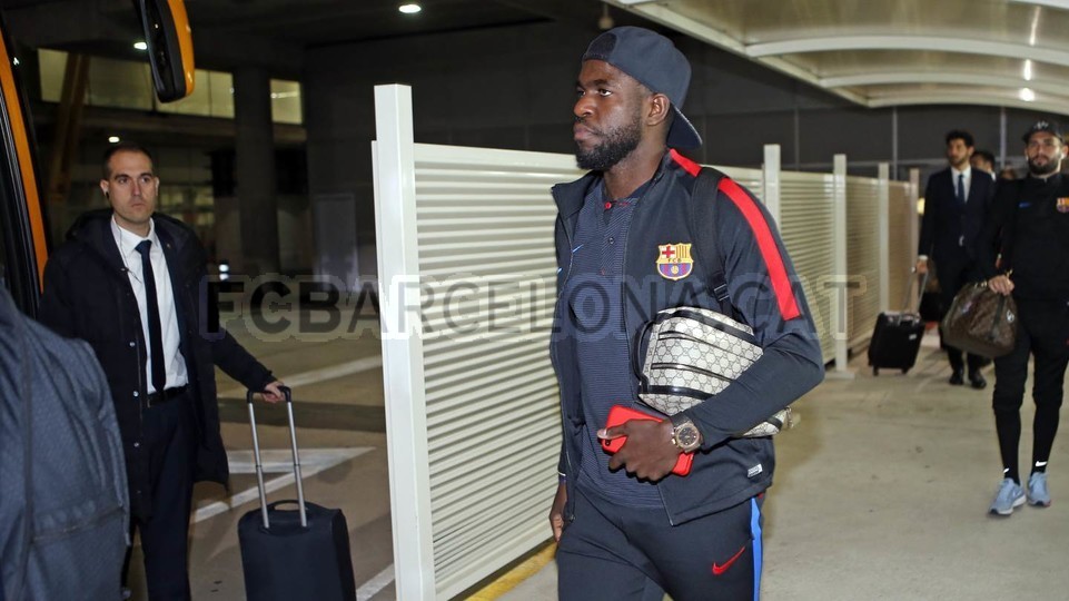 ẢNH BARCELONA HÀNH QUÂN ĐẾN MADRID TRONG ĐÊM - Bóng Đá