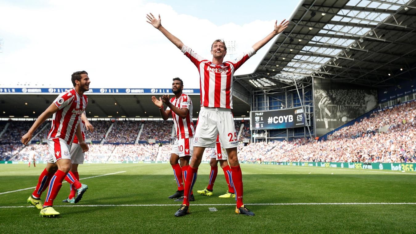 Vòng 3 NHA & Những thống kê ấn tượng: Arsenal lụn bại; Nhà vua trở lại - Bóng Đá