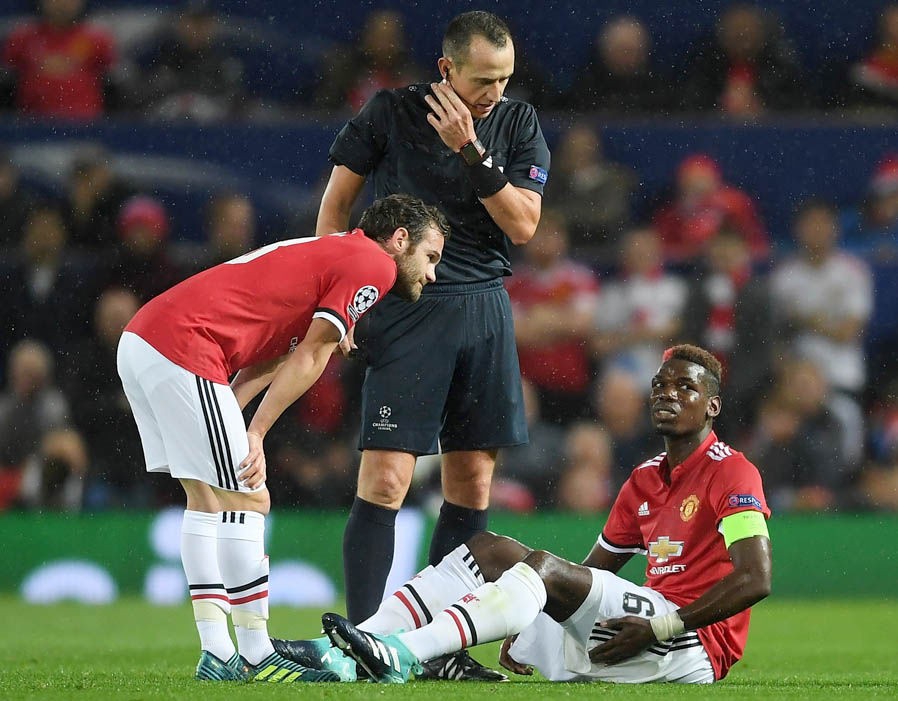 Cận cảnh mái đầu mới đẳng cấp, sành điệu của Pogba  - Bóng Đá