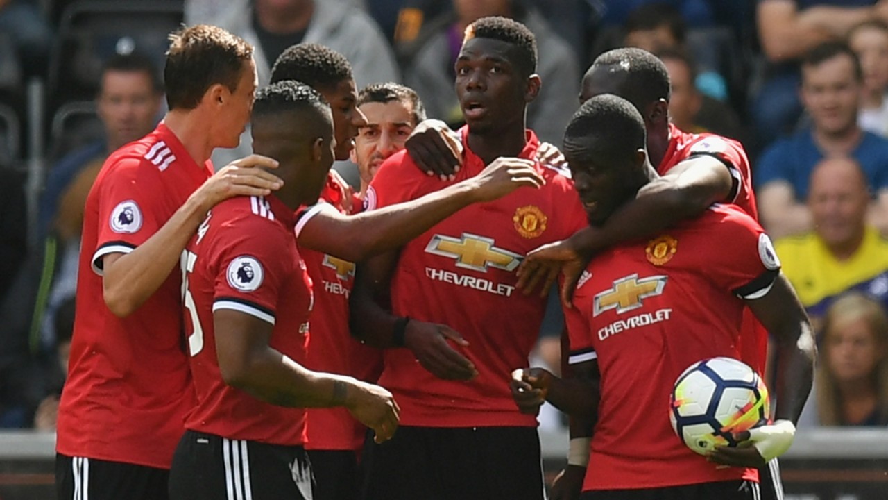 Lindelof mặt vẫn đưa đám đến sân tập của Man Utd - Bóng Đá