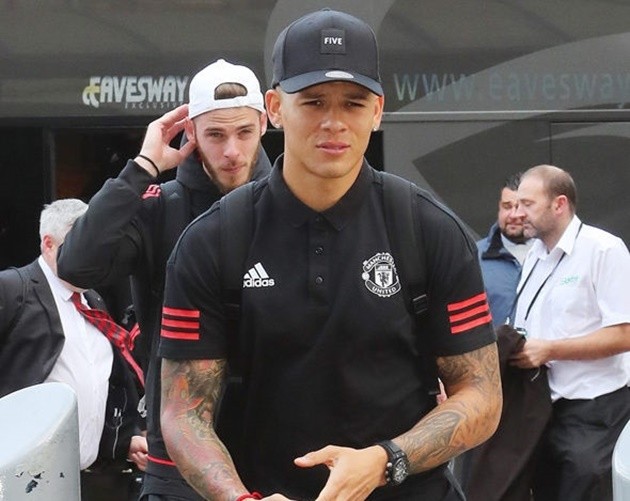 Đón loạt viện binh trở lại, Man Utd lên đường chiến Benfica - Bóng Đá