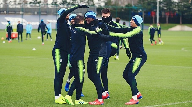 Man City tập  - Bóng Đá