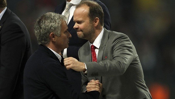 Từ Moyes đến Mourinho: MU là nô lệ của Ed Woodward - Bóng Đá