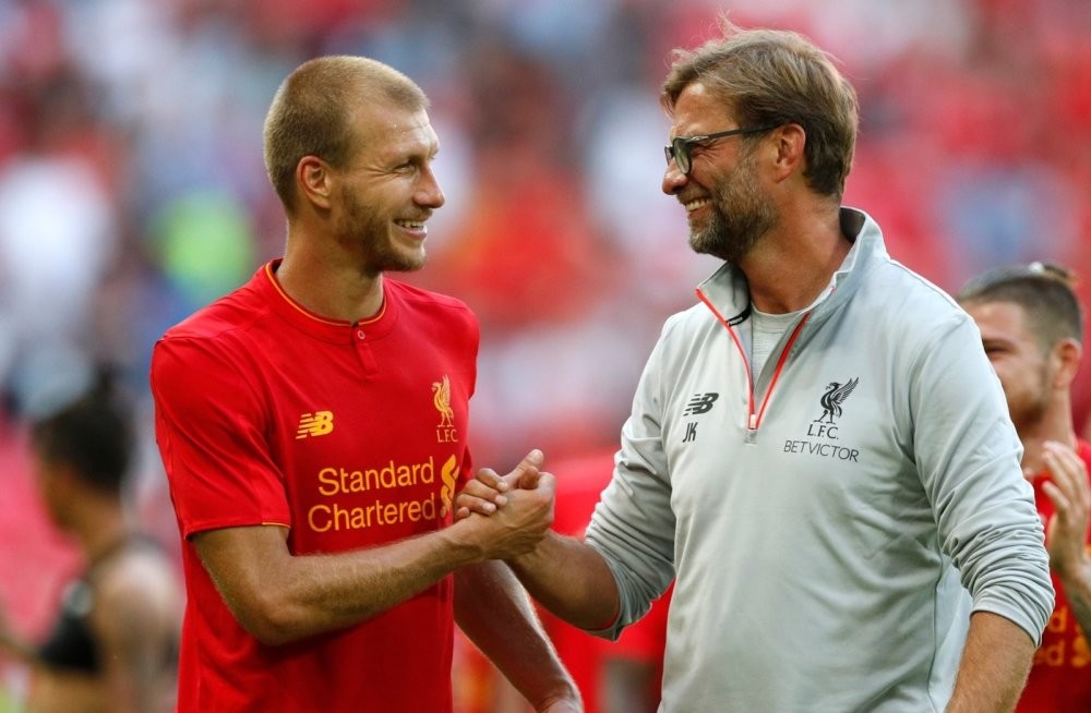 Chỉ cần 2 triệu euro, đại diện Serie A sắp có chữ ký của trung vệ Liverpool - Bóng Đá