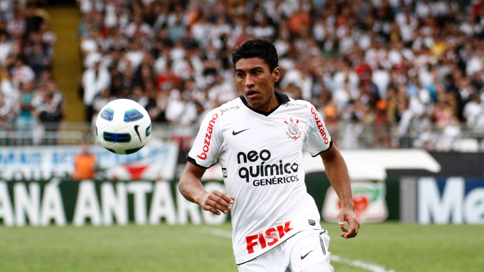 Paulinho - Bóng Đá