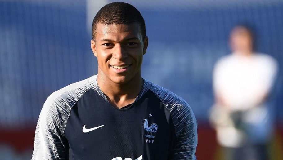 Mbappe giải thích lí do dành hết tiền thưởng World Cup làm từ thiện - Bóng Đá