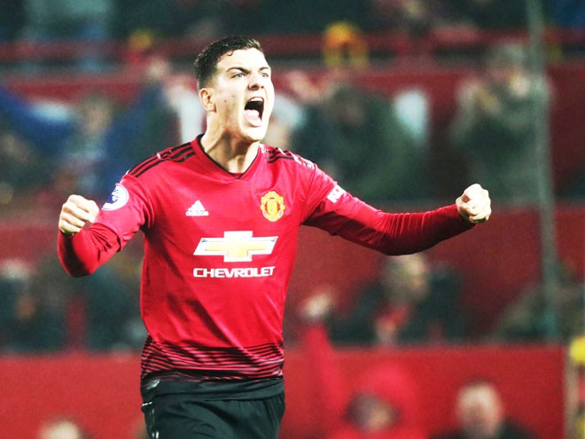 Đánh giá các bản hợp đồng Man Utd dưới thời Mourinho - Bóng Đá