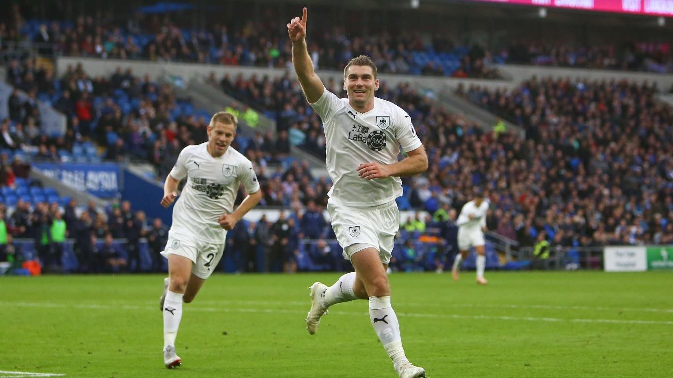 10 thống kê đáng chú ý trước vòng 14 Ngoại hạng Anh: Kỷ lục 'khủng' chờ Sterling - Bóng Đá