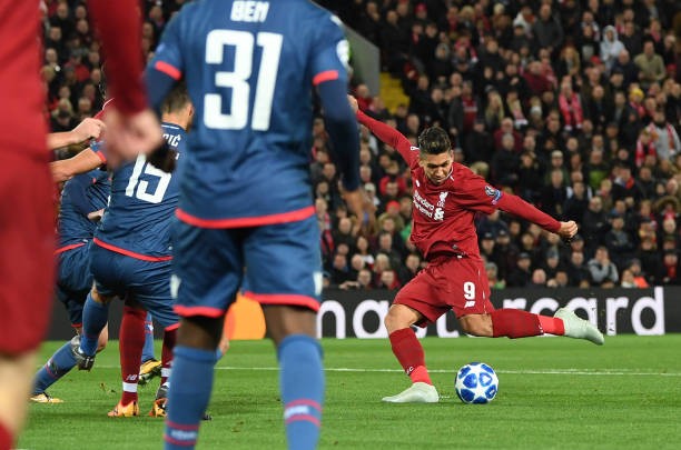 Tung ra sân 'bộ tứ hủy diệt', Liverpool biến Anfield thành đêm ác mộng với Crvena zvezda - Bóng Đá