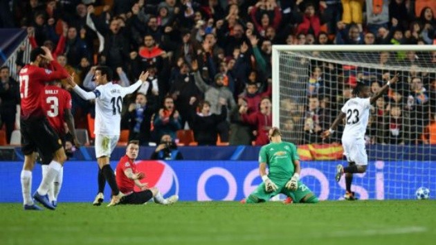 Tại sao Mourinho nổi giận với Woodward sau trận thua Valencia? - Bóng Đá