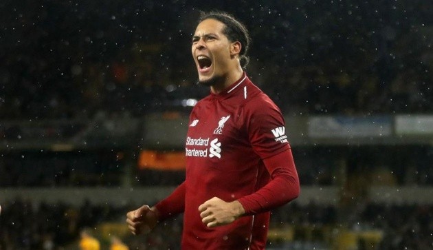 'Liverpool được xây dựng từ phía sau. Van Dijk quá khủng khiếp...' - Bóng Đá