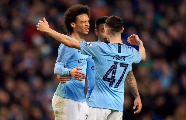 10 năm sau đêm buồn Olimpiyskiy, Kyle Walker cảm xúc gặp lại bạn cũ  - Bóng Đá