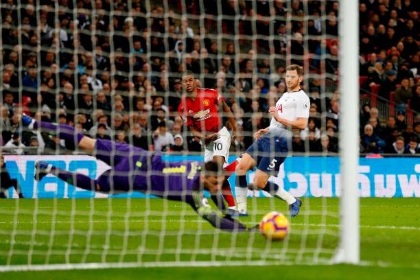 Liên tiếp thất bại trước De Gea, Kane đáng thương đến nhường nào sau trận - Bóng Đá