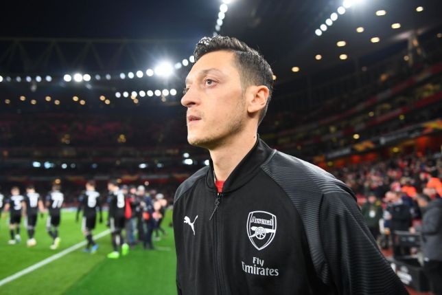 Lý do Ozil vắng mặt Liverpool - Bóng Đá