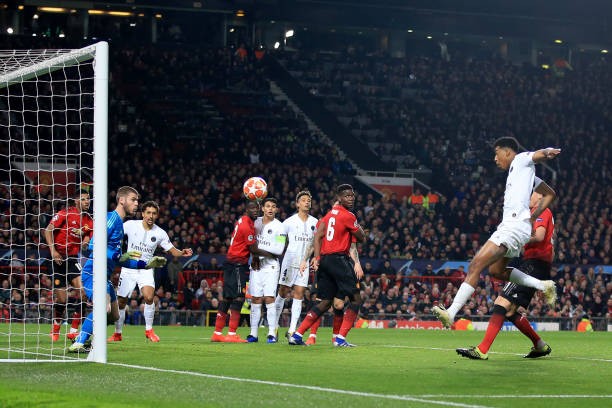 Chấm dứt thành tích bất bại Solskjaer, PSG giành lợi thế cực lớn trước trận lượt về - Bóng Đá