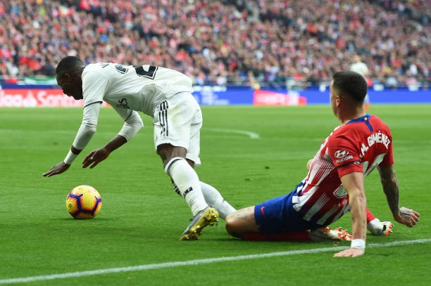 Ghi bàn vào lưới Atletico, Sergio Ramos có pha ăn mừng 'khó đỡ' - Bóng Đá