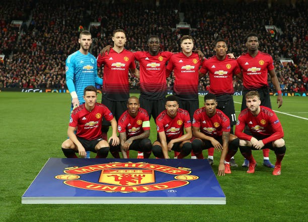 Nhận thẻ đỏ, Pogba làm gì trên đường rời sân? - Bóng Đá