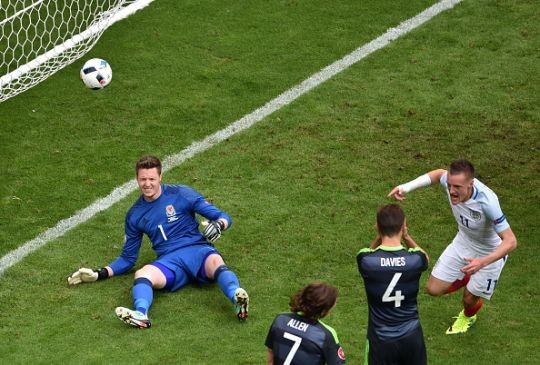 CHÍNH THỨC: Vardy từ giã tuyển Anh - Bóng Đá