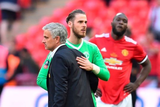 Đội hình Man Utd sốc bởi lời Mourinho nói với De Gea - Bóng Đá