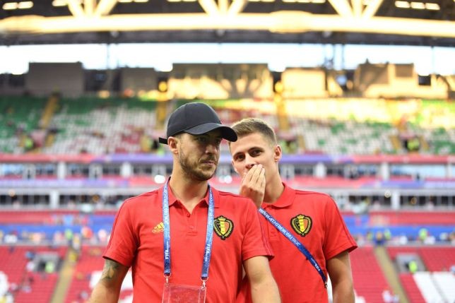 Hazard bị em trai cảnh báo về Real - Bóng Đá