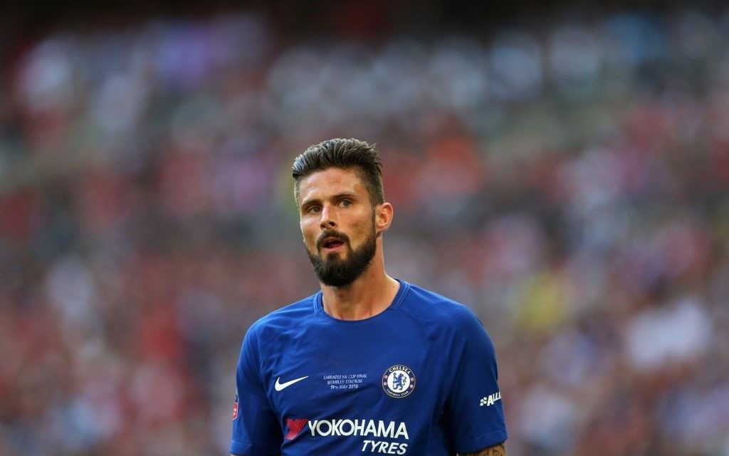 Giroud khó chấp nhận quyết định của Sarri - Bóng Đá