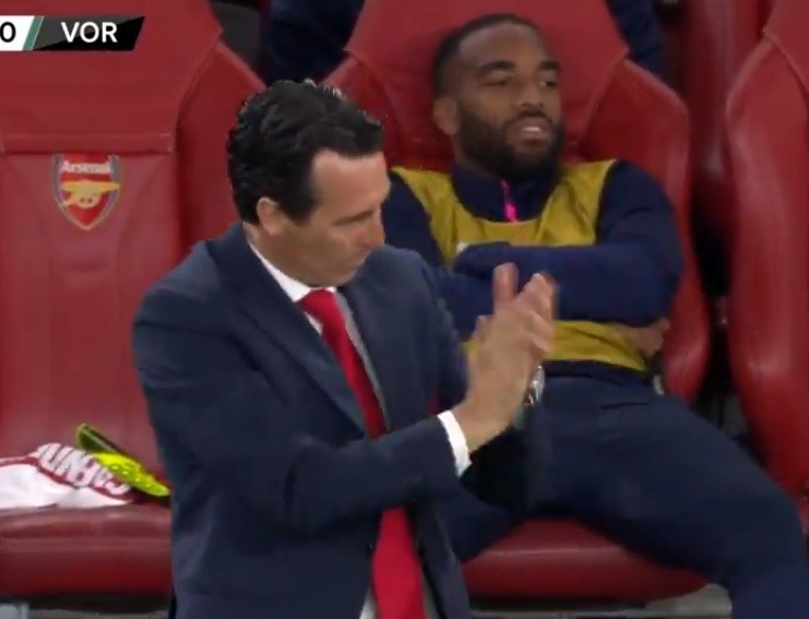 Aubameyang ghi bàn, Lacazette buồn ra mặt - Bóng Đá