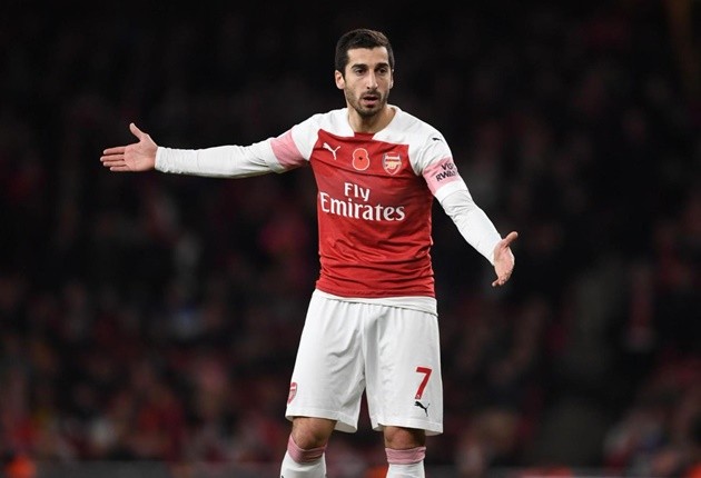 Fan Arsenal giận dữ chỉ đích danh cái tên 