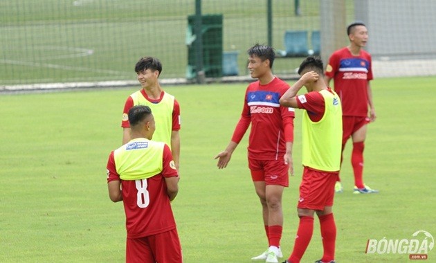 Mạc Hồng Quân, Công Phượng tươi rói trong buổi tập đầu tiên của ĐT Việt Nam - Bóng Đá