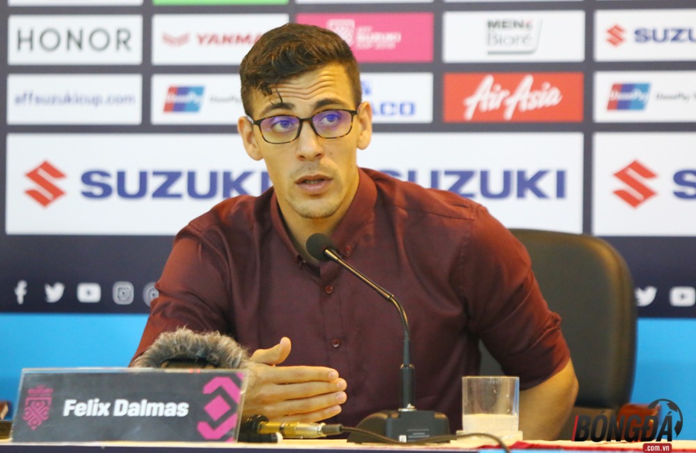 HLV Felix Dalmas:  - Bóng Đá