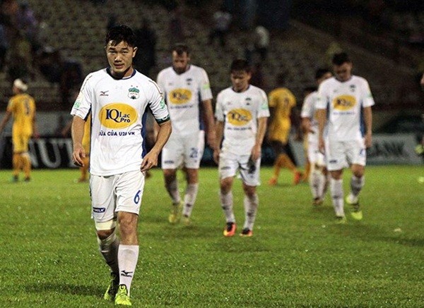 CLB Hà Nội khuynh đảo V-League: Giá như... bầu Đức - Bóng Đá