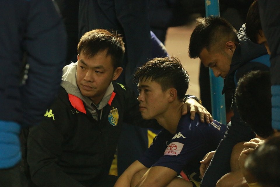 Oseni - Dyachenko: Long hổ tranh đấu - Bóng Đá