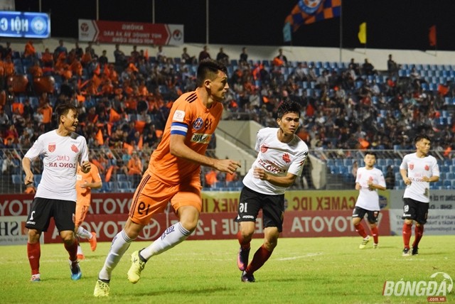 Thắng trận, Huỳnh Đức lại mơ về Top 3 - Bóng Đá