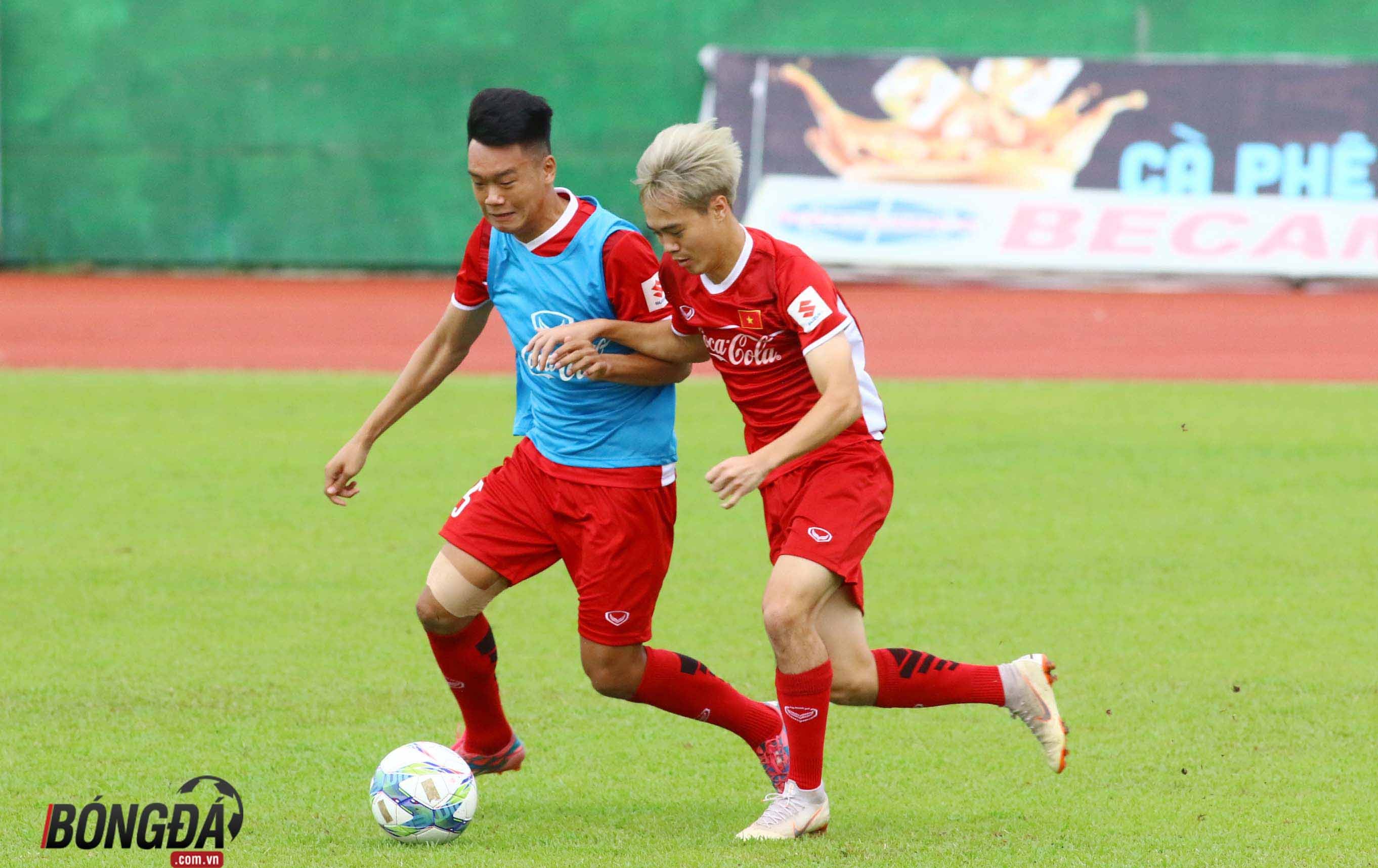 Thành Chung tự tin có thể thay thế được Đình Trọng - Bóng Đá