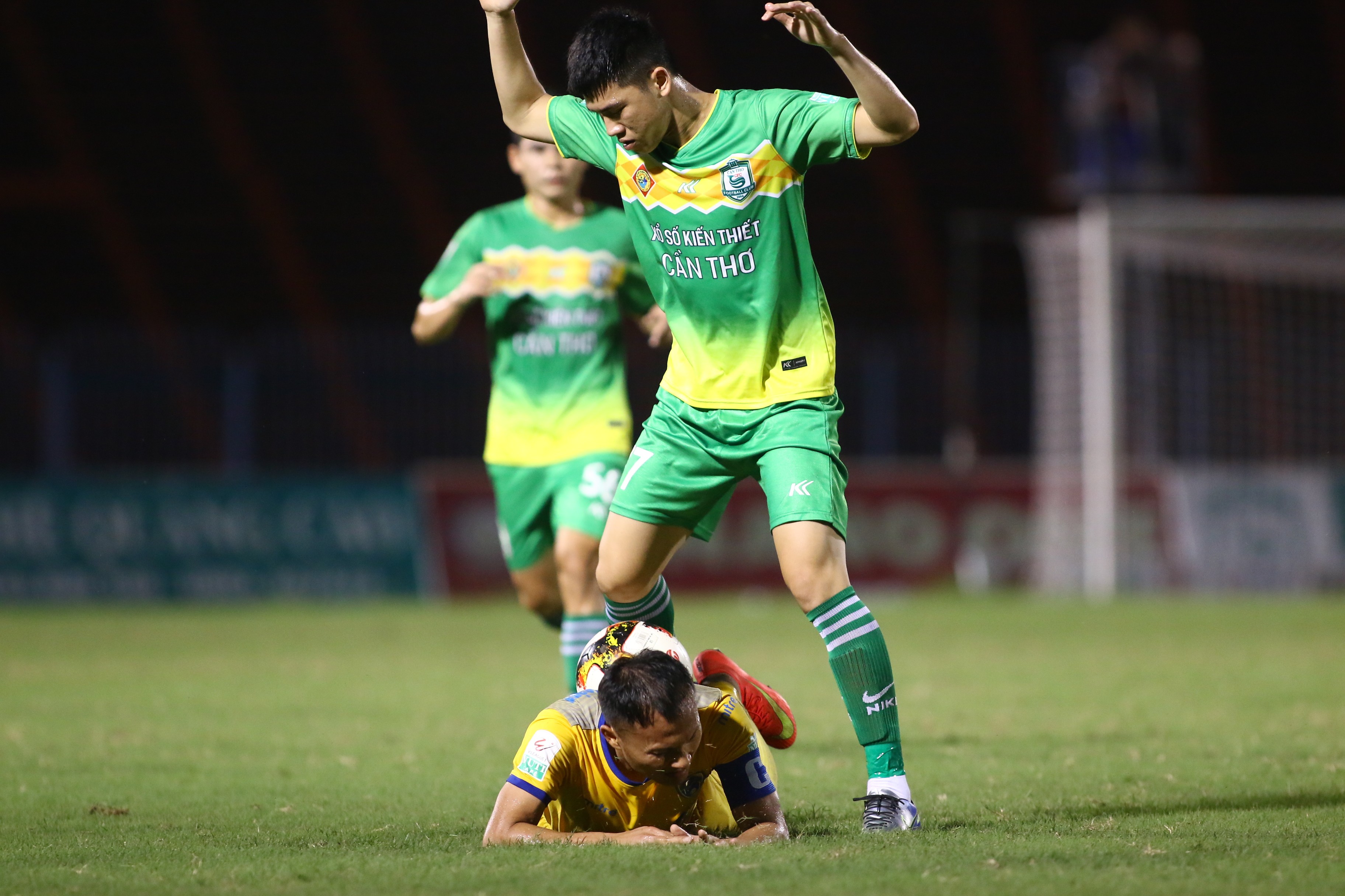 Lịch thi đấu - bảng xếp hạng, danh sách cầu thủ nghỉ vòng 24 V-League 2018 - Bóng Đá
