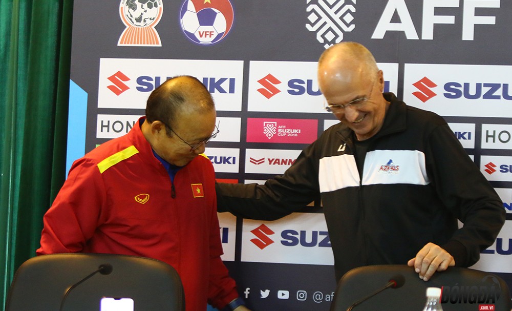 Thầy Park kính trọng HLV Sven-Goran Eriksson dù Việt Nam hai lần bắn hạ Philippines - Bóng Đá