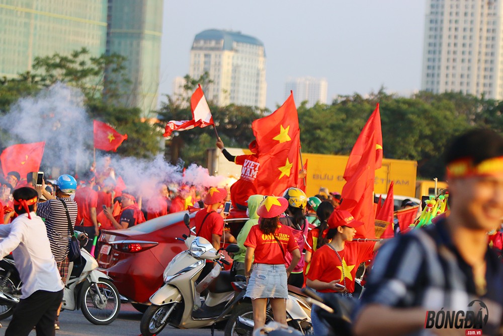 Chùm ảnh phe vé - Bóng Đá