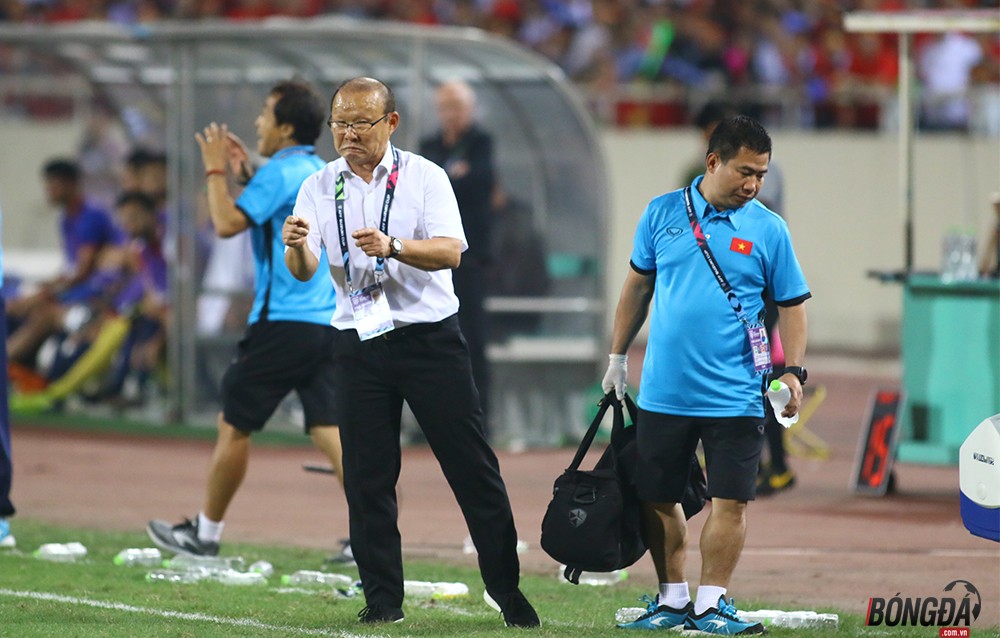 Thầy Park kính trọng HLV Sven-Goran Eriksson dù Việt Nam hai lần bắn hạ Philippines - Bóng Đá