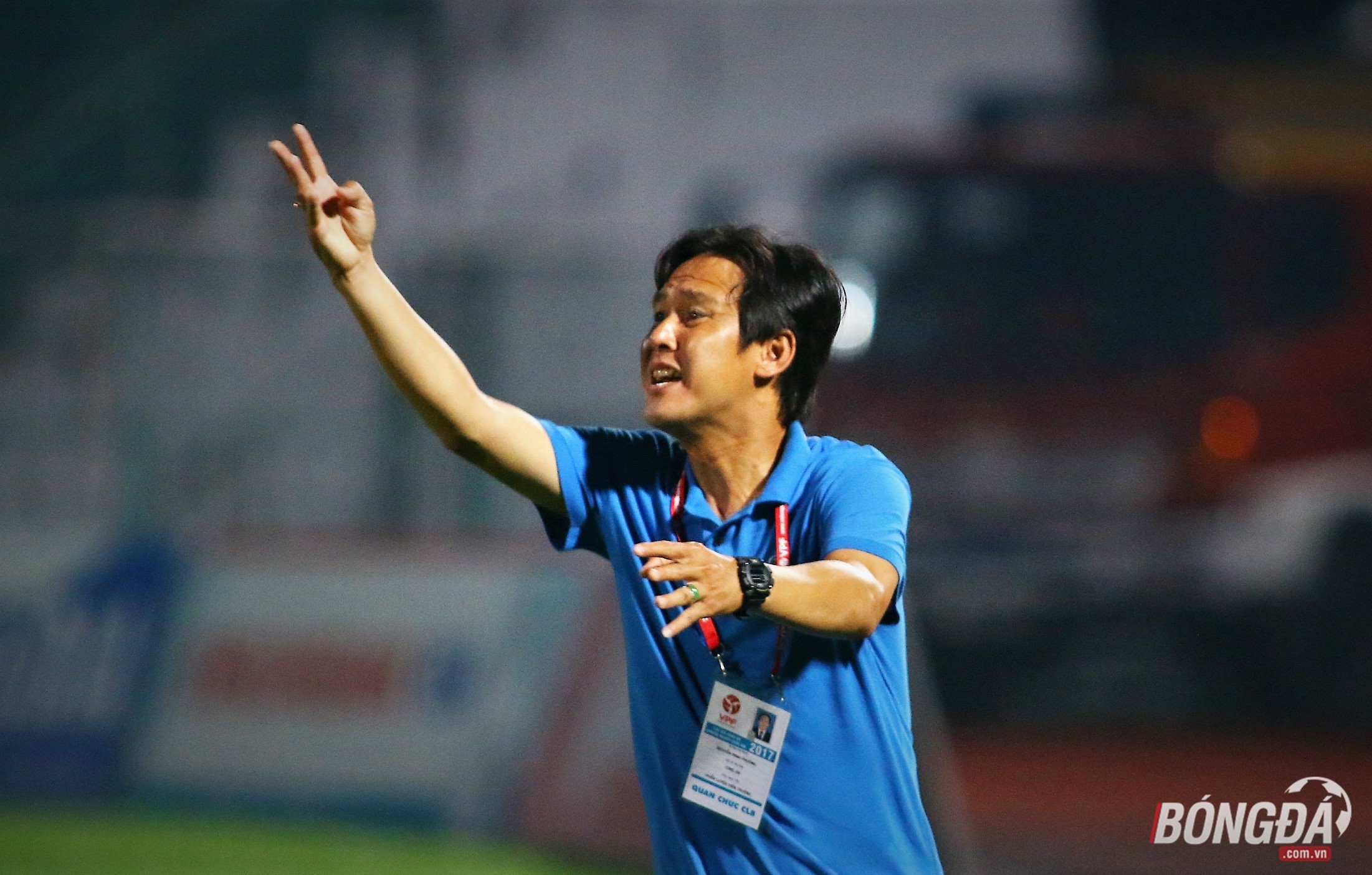 HLV V-League ngán trọng tài, sợ ban tổ chức - Bóng Đá