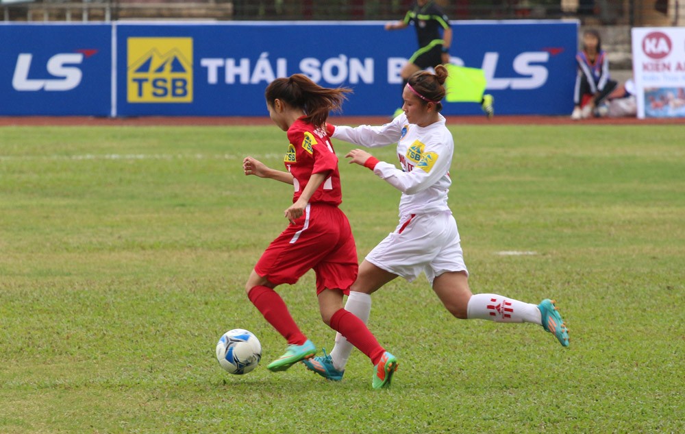 Giải VĐQG nữ 2017: “Hủy diệt” đàn em 6-0, Hà Nội I thể hiện tham vọng vô địch - Bóng Đá