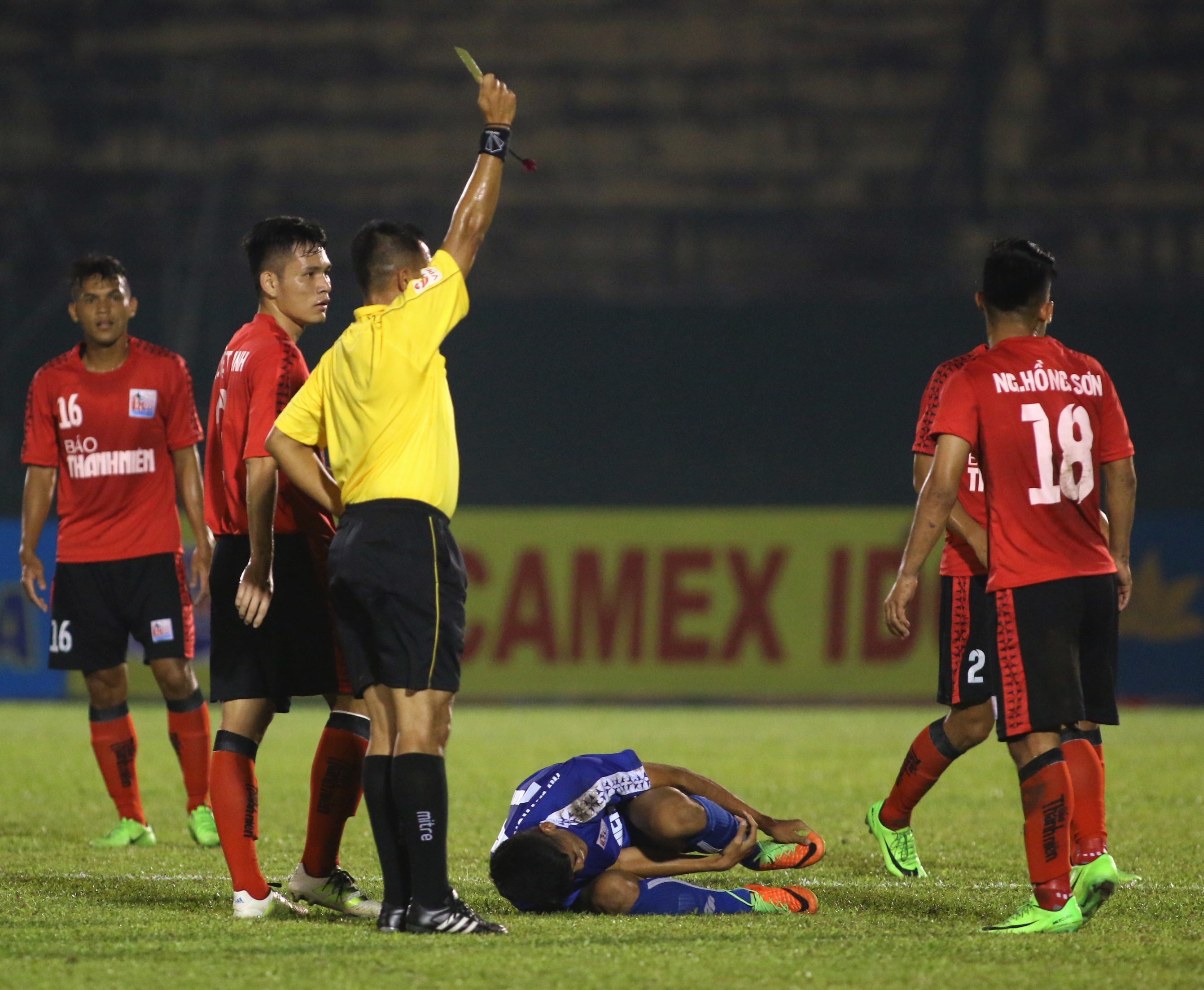 HLV Trần Minh Chiến và cảm xúc của người mới đánh bại đội bóng cũ - Bóng Đá