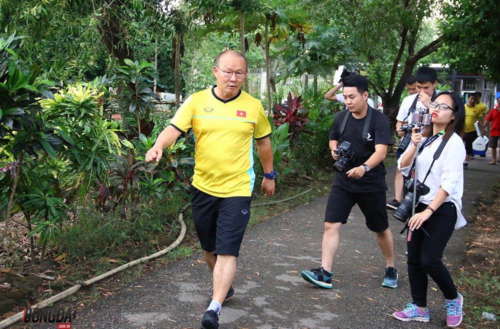    Điểm tin bóng đá Việt Nam tối 29/11: Thầy Park vẫn giấu bài, Thủ quân Philippines kêu gọi CĐV đến sân - Bóng Đá