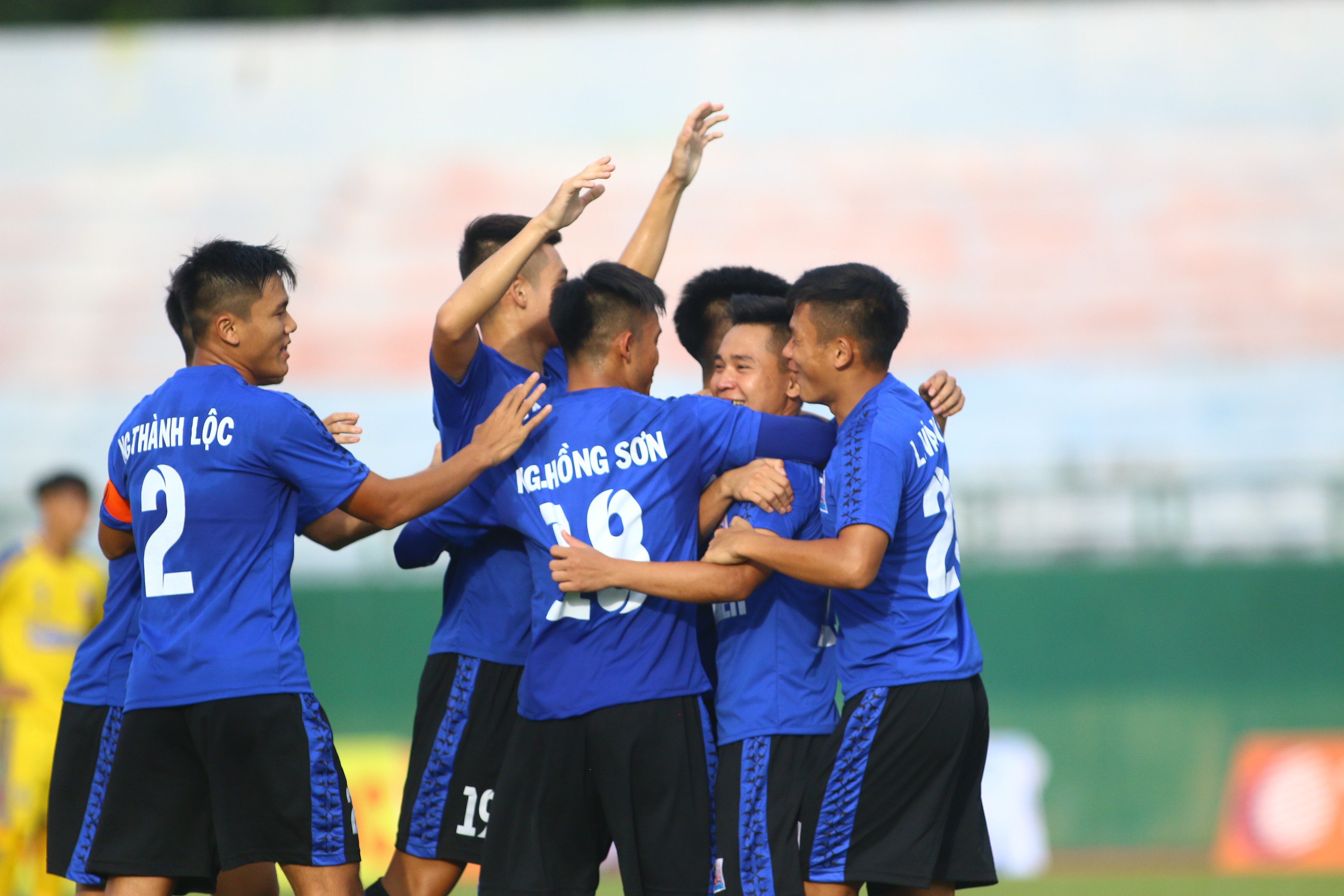 Vùi dập U21 Huế, 