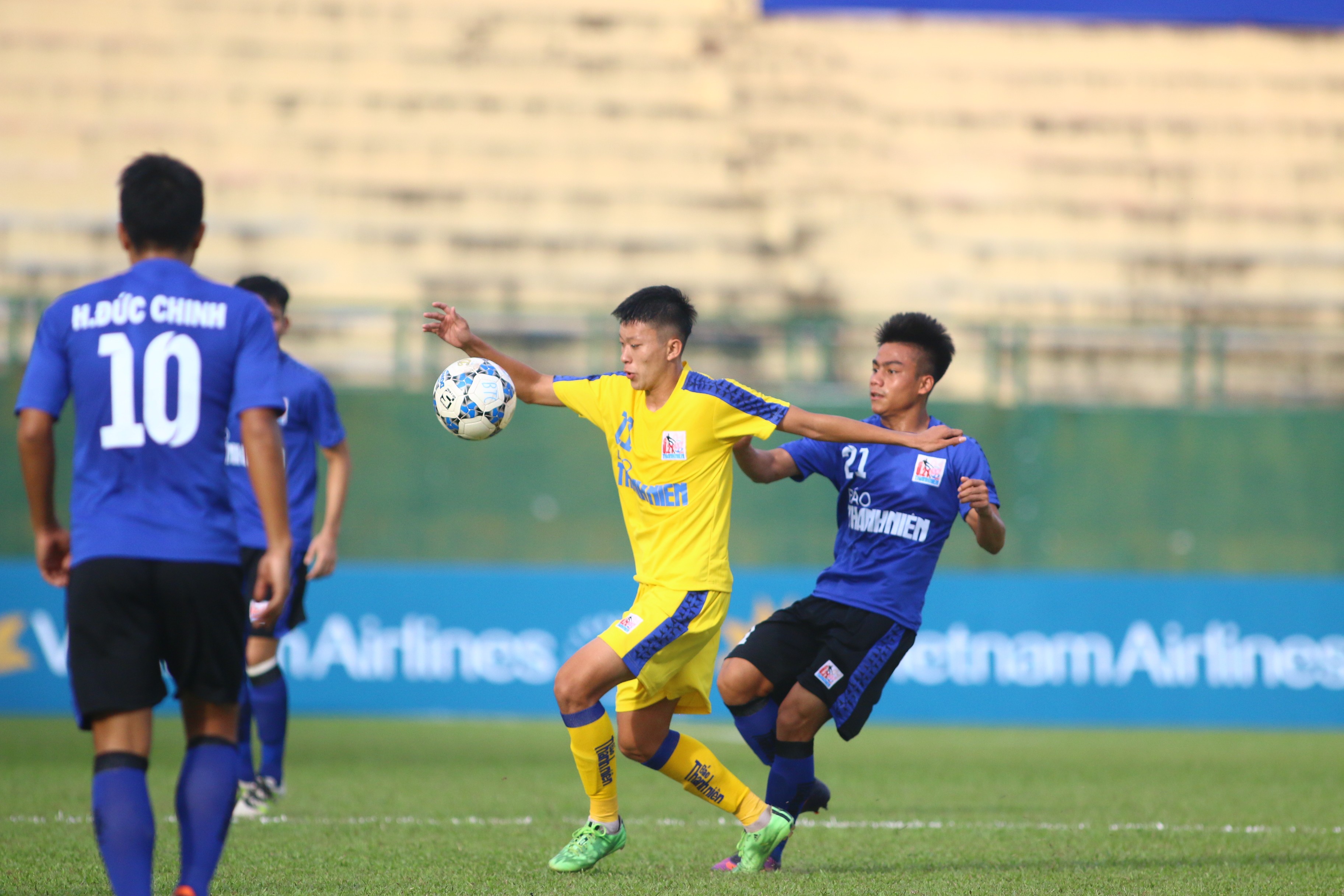 Vùi dập U21 Huế, 