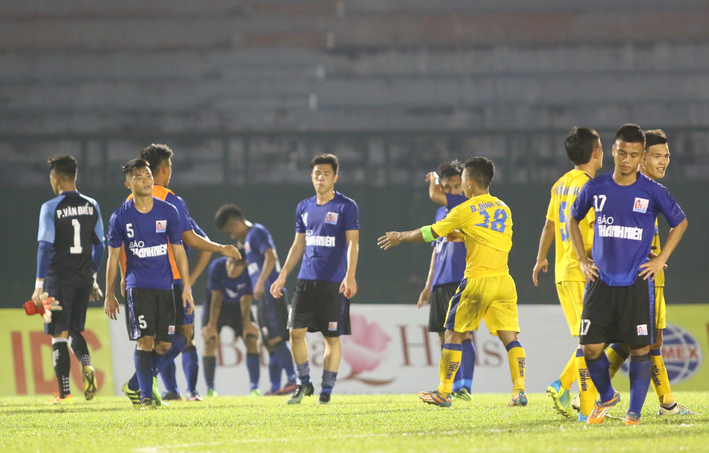 Vùi dập U21 Huế, 