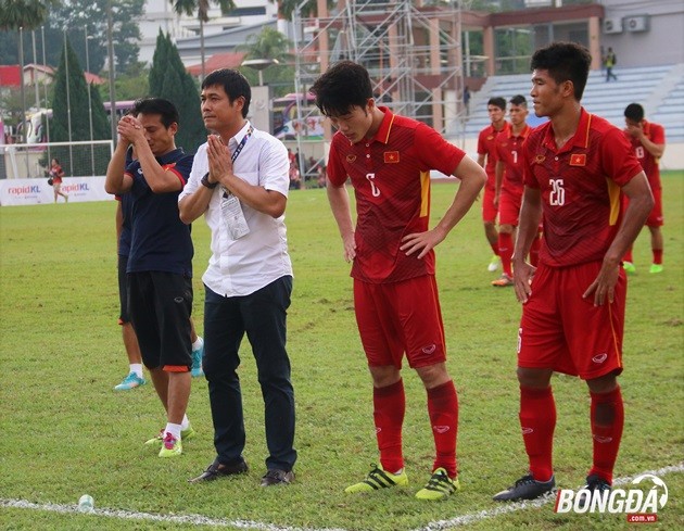 Fan nu xinh đẹp - Bóng Đá