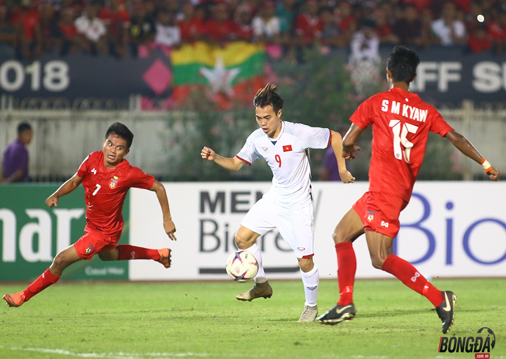 Dư âm ĐT Việt Nam 0-0 Myanmar: Công Phương, Quang Hải ăn món 