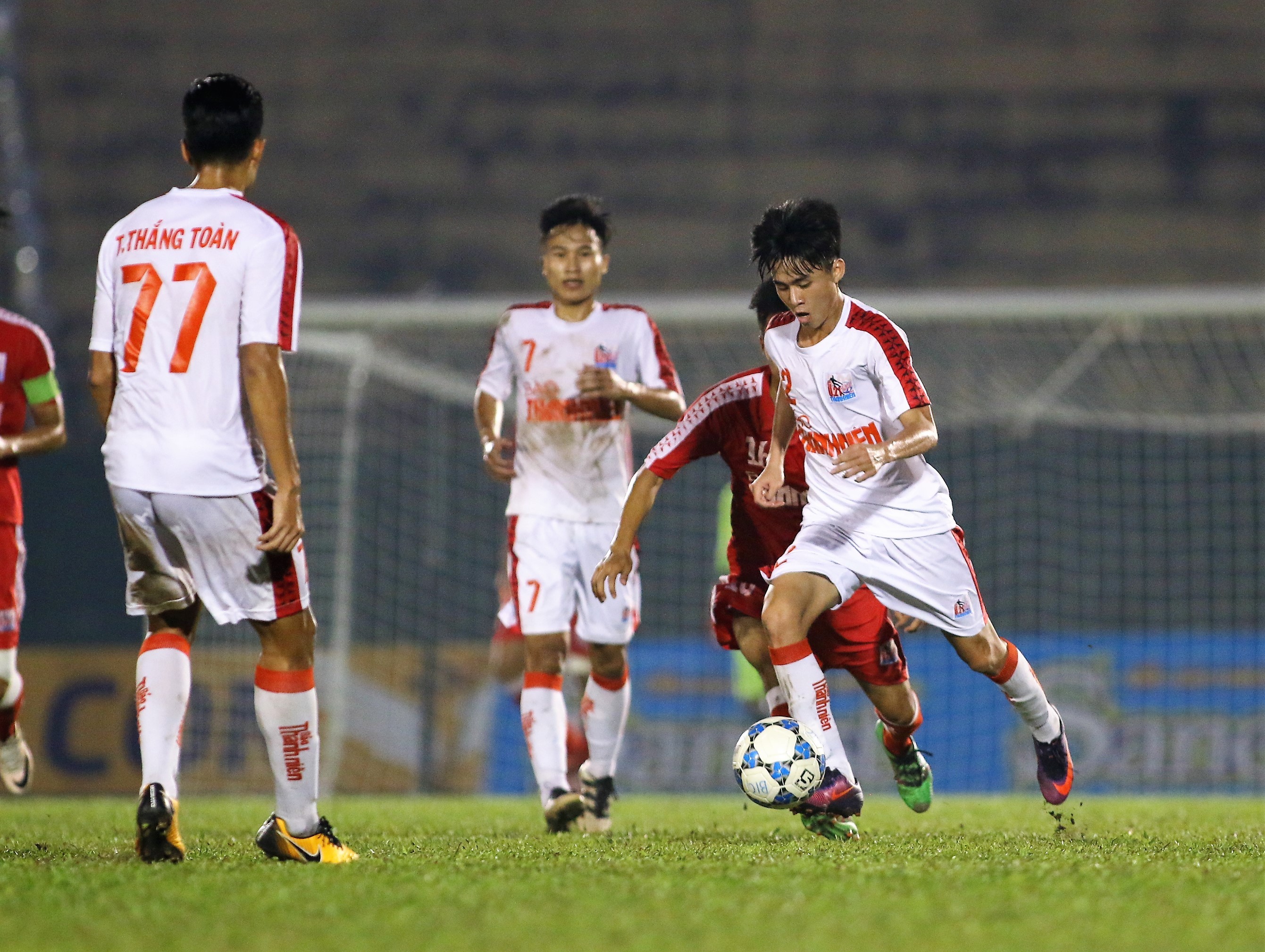 Sếp lớn HAGL nói gì khi đội bóng trẻ lên ngôi vô địch - Bóng Đá